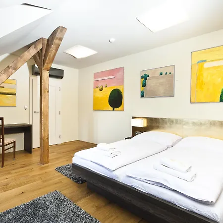 拉特朗酒店 Český Krumlov